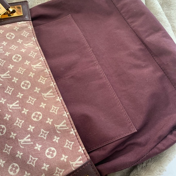 Louis Vuitton Limited Edition Hobo Bag - Picture 8 of 11